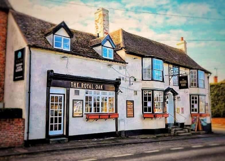 Отель The Royal Oak Bredon Экстерьер фото