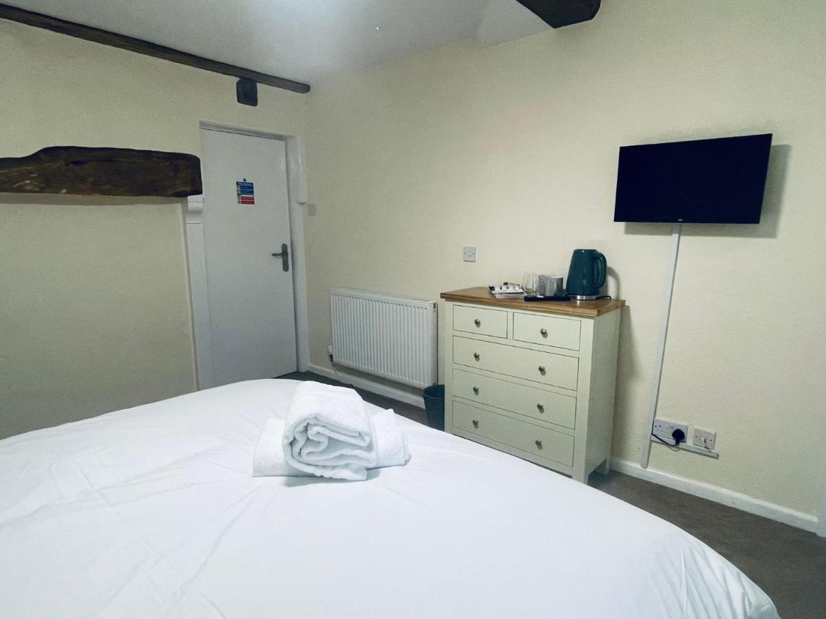 Отель The Royal Oak Bredon Экстерьер фото