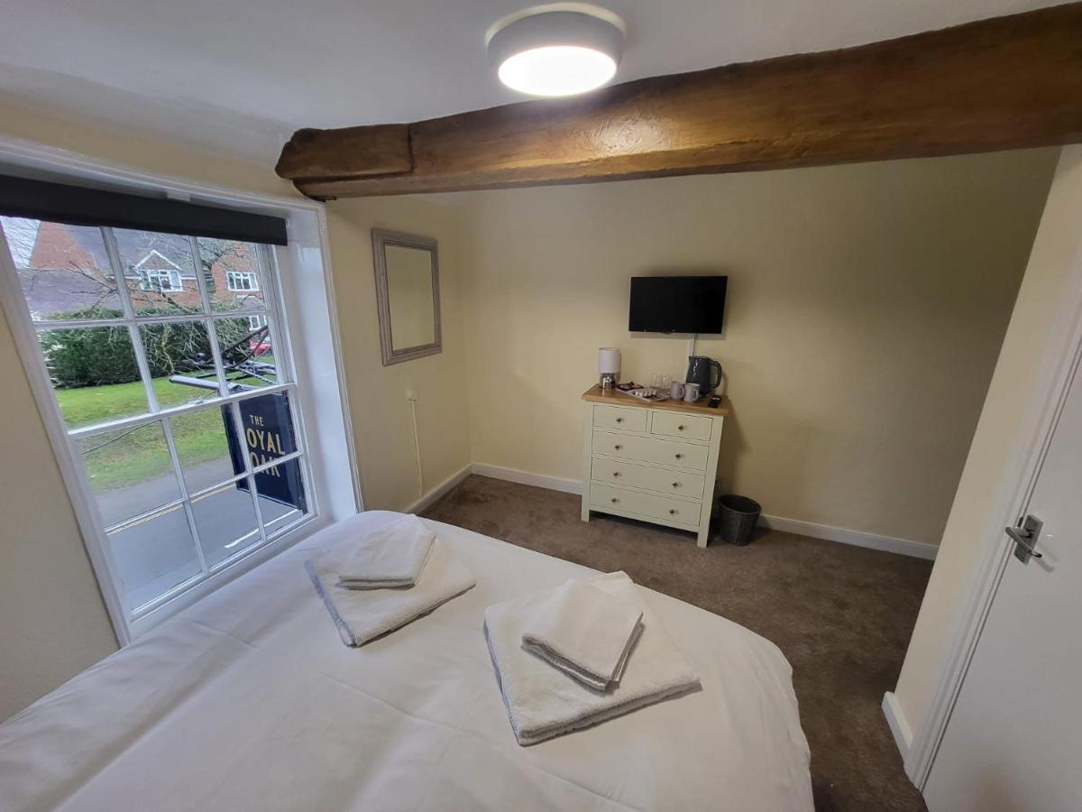 Отель The Royal Oak Bredon Экстерьер фото